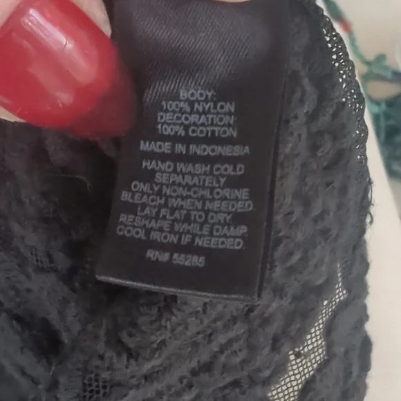 Vintage Y2K Express Black Lace Over Mesh Top - Picture 5 of 5